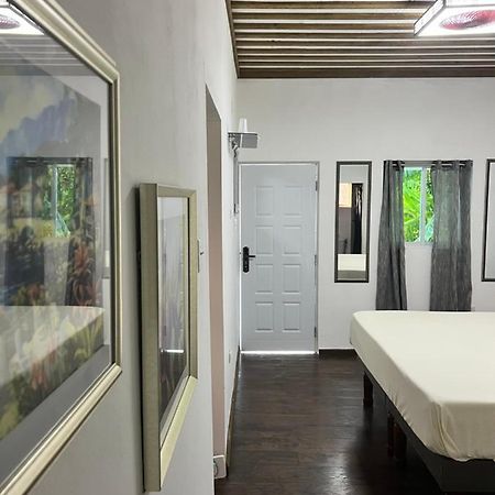 Jamaica Colors Hotel And Eco-Retreat Порт Антонио Екстериор снимка