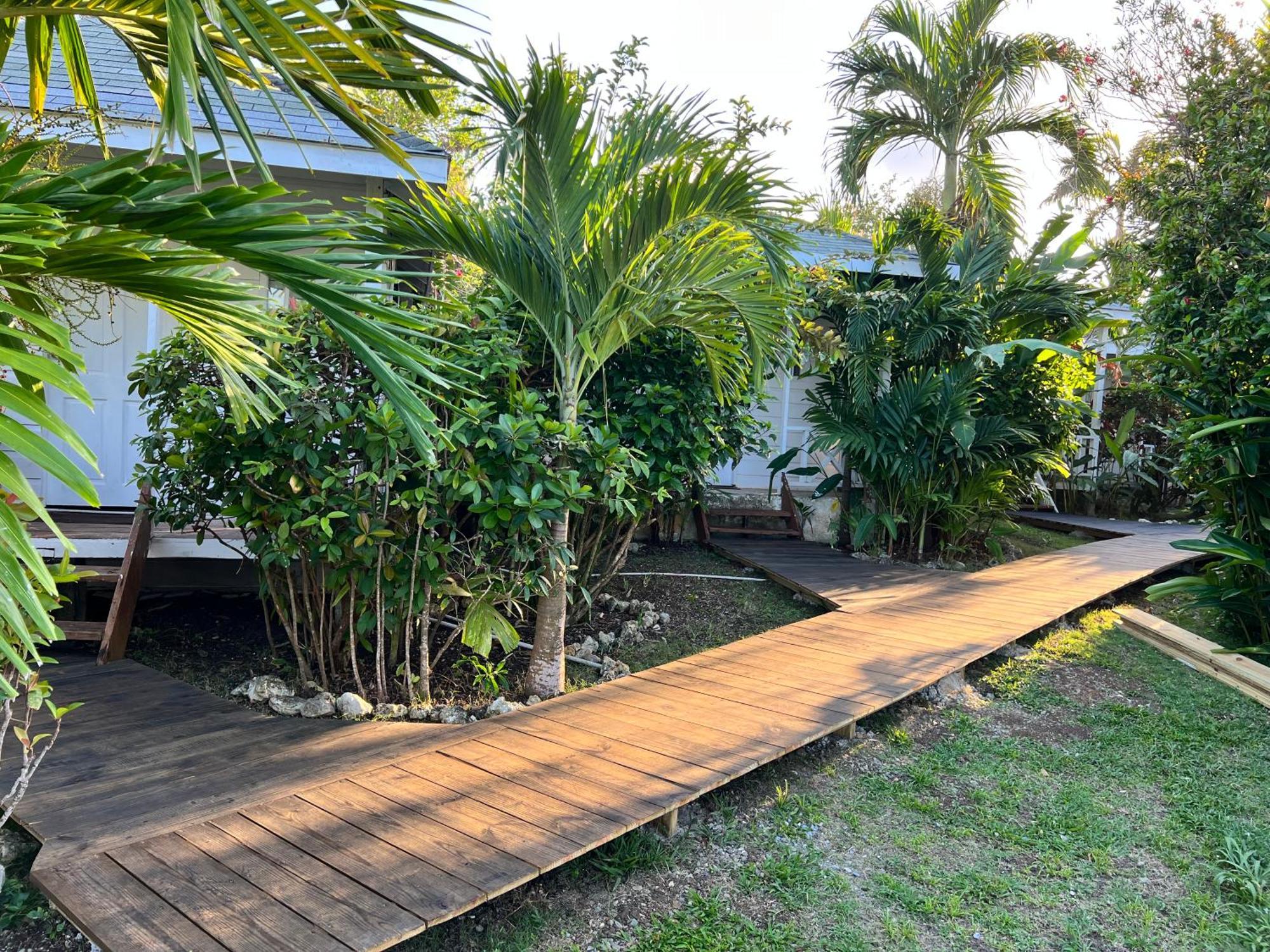Jamaica Colors Hotel And Eco-Retreat Порт Антонио Екстериор снимка